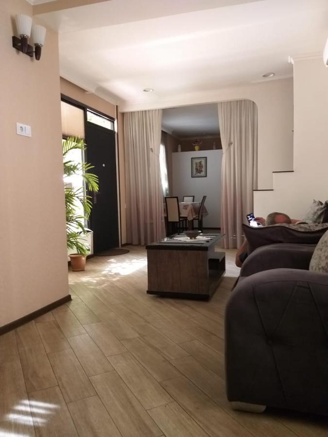 Lasha Apartment Tbilisi Eksteriør billede